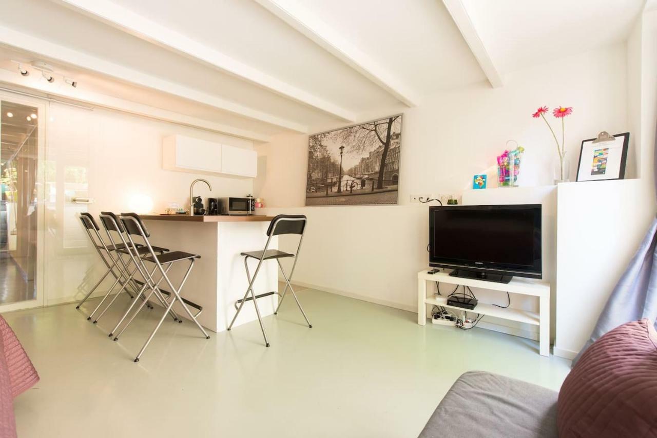 Quiet Apartment For 4 At Park In Center Amsterdam Eksteriør bilde